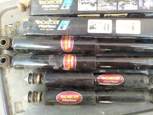 ขออนุญาติลงขายโช๊ครถยนต์ ครับ ขออนุญาติลงขายโช๊ครถยนต์ ครับ