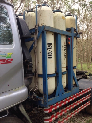 (22ล้อ)10ล้อหัวลาก320แรง2เพลาติดก๊าซNGVและหางเทเลอร์ไม่ดั้ม3คานแท้ยาว12ม....รถปี*2551(2008) พร้อมกัน รถสวย หางสวย...เล่มพร้อม