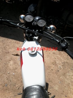 ขาย DT100 มีเล่มไม่ได้ตามชุดโอนภาษีขาดเก็บงานใหม่หมดอะไหล่ครบระบบไฟออกเครื่องแรงๆ ขาย 18500 บาท