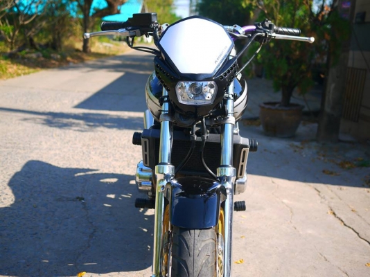 ขาย Superfour พร้อมทะเบียนแท้ๆ แต่งสตั้น เครื่องสดๆ สีใหม่ ท้ายแต่ง กันล้ม ระบบไฟสมบูรณ์