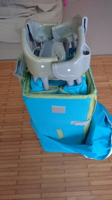 ขายรถเข็นเด็ก carmera lexar และเตียง เพเพ็น Garco