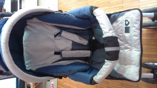 ขายรถเข็นเด็ก carmera lexar และเตียง เพเพ็น Garco