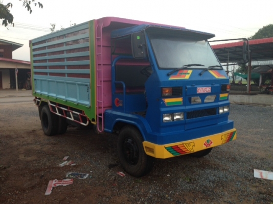 ขายรถอีแต๋นดั้ม 6 ล้อ บรรทุกข้าวได้ถึง 6 เกวียน