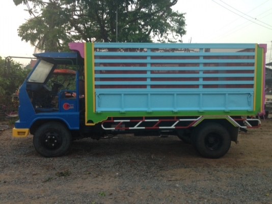 ขายรถอีแต๋นดั้ม 6 ล้อ บรรทุกข้าวได้ถึง 6 เกวียน