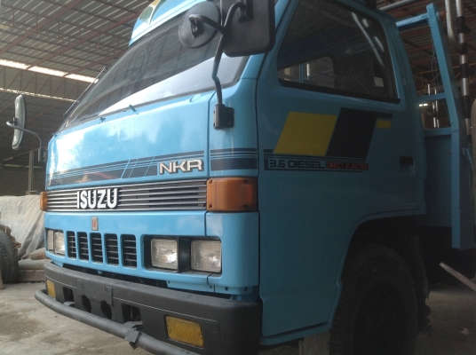 ขายสด ผ่อน NKR 110 HP 4 BE1  พวงมาลัยพาวเวอร  รถห้างปี 33