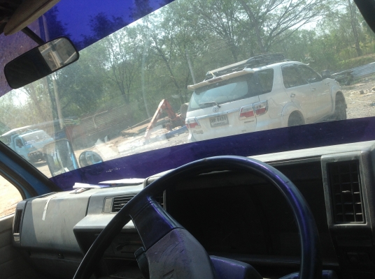 ขายสด ผ่อน NKR 110 HP 4 BE1  พวงมาลัยพาวเวอร  รถห้างปี 33