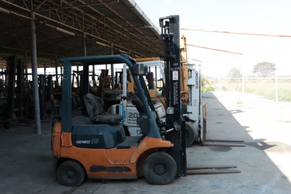 TOYOTA GENEO 10  เสาสูง 4 เมตร เก่าญี่ปุ่น