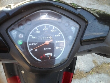 เวฟ110iปี254ตาท เท้า