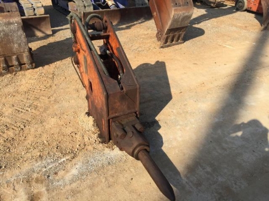 ขายหัวกระแทก NPK ใช้กับ รถขุด PC 120 นำเข้าจากญี่ปุ่น ติดต่อ 081-2990958/089-8368497 (เจ้าของขายเอง)