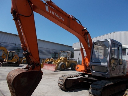 COMBO ชุดที่ 5 รถขุด EX120-2 + AIRMAN PDS175S