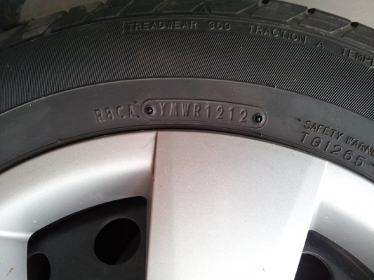 ขายล้อกะทะ VIOS ปี 1212 ยาง DUNLOP ยางสวยๆ  ไม่มีบวม