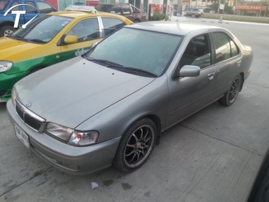 ขายซันนี่ปี2000 ตัวท๊อปสุด เบาะหนัง เบรคABS ดิสสี่ล้อ เกียร์ออโต้ ติดแก๊สหัวฉีด ขับดีเหมือนรถใหม่