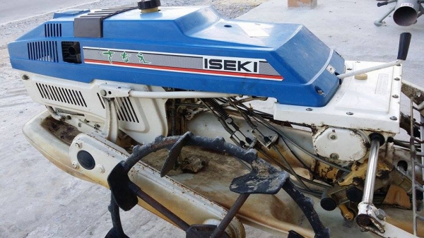 รถดำนา ISEKI  เก่าญี่ปุ่น ดำนา 2 แถว  ขนาดกระทัดรัด สภาพสวย เครื่องยนต์ติดง่าย สภาพพร้อมใช้งาน