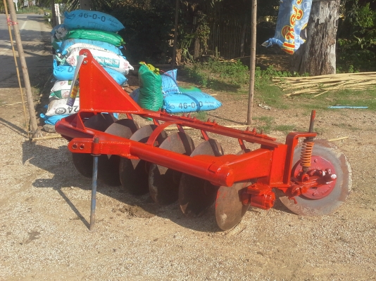 ต้องการขายผานรถไถนา