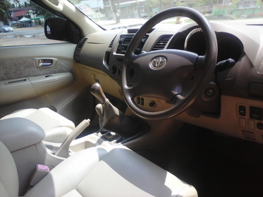 รถ โตโยต้า ฟอร์จูนเนอร์ 30-4WDปี49 เกียร์ธรรมดา รถสภาพดีใช้งานน้อย ทะเบียนพร้อมโอน รถ โตโยต้า ฟอร์จูนเนอร์ 30-4WDปี49 เกียร์ธรรมดา รถสภาพดีใช้งานน้อย ทะเบียนพร้อมโอน