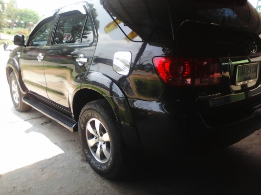 รถ โตโยต้า ฟอร์จูนเนอร์ 30-4WDปี49 เกียร์ธรรมดา รถสภาพดีใช้งานน้อย ทะเบียนพร้อมโอน