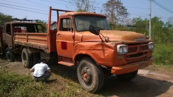 ขาย 6 ล้อหัวยาว รุ่นคัสซีใหญ่ สวยตลอดเส้น เครื่องเดิม TX ทะเบียนพร้อมโอน ราคาต่อรองได้ครับ