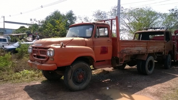 ขาย 6 ล้อหัวยาว รุ่นคัสซีใหญ่ สวยตลอดเส้น เครื่องเดิม TX ทะเบียนพร้อมโอน ราคาต่อรองได้ครับ