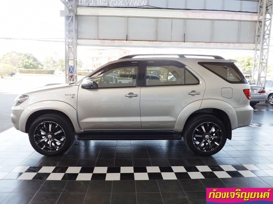 TOYOTA FORTUNER 3.0 V 4WD ปี 2007