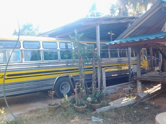 ขายรถบัสรับส่งนักเรียน