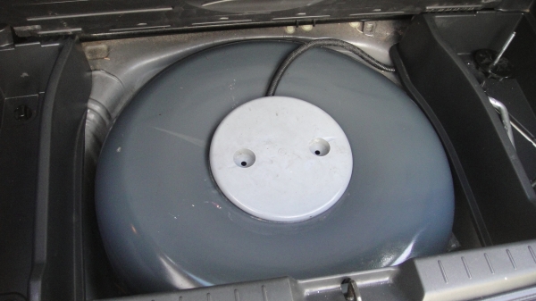 TOYOTA YARIS 1.5E มือเดียวตั้งแต่ป้ายแดง เจ้าของขายเอง สวยเดิม ไม่เคยฃน