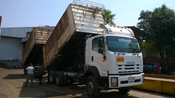 ขายรถพ่วงแม่-ลูกดั้มสามมิตร ISUZU FXZ360 ปี 52 ทะเบียนพร้อมโอนครับ