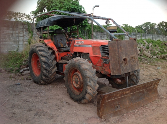 คูโบต้าm9000 สวยพร้อมใช้งาน ติดต่อ080-1405528