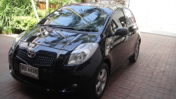 TOYOTA YARIS 1.5E มือเดียวตั้งแต่ป้ายแดง เจ้าของขายเอง สวยเดิม ไม่เคยฃน