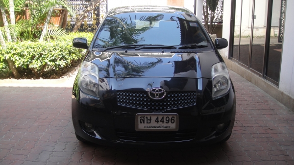 TOYOTA YARIS 1.5E มือเดียวตั้งแต่ป้ายแดง เจ้าของขายเอง สวยเดิม ไม่เคยฃน