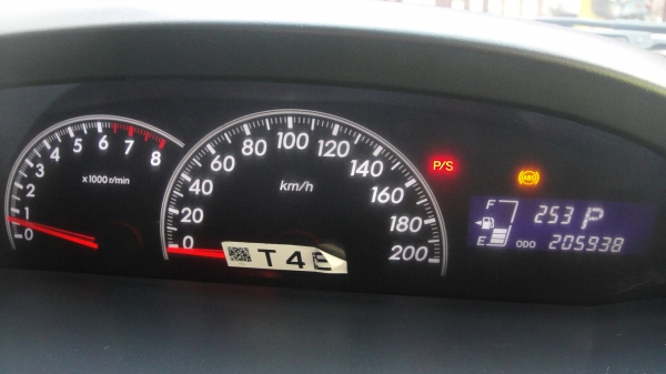 TOYOTA YARIS 1.5E มือเดียวตั้งแต่ป้ายแดง เจ้าของขายเอง สวยเดิม ไม่เคยฃน