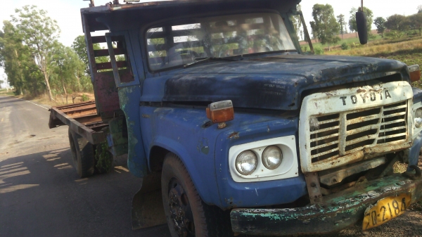 ขายเทลเลอร์หกล้อหัวยาวขึ้นแมคโครราคา99000บาทไม่มีทะเบียน ขายเทลเลอร์หกล้อหัวยาวขึ้นแมคโครราคา99000บาทไม่มีทะเบียน