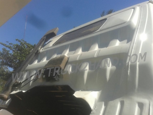 รถบรรทุก 6 ล้อดัมพ์ HINO   รุ่น FB112    ปีจดทะเบียน 2547