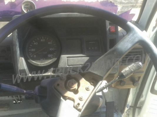 รถบรรทุก 6 ล้อดัมพ์ HINO   รุ่น FB112    ปีจดทะเบียน 2547