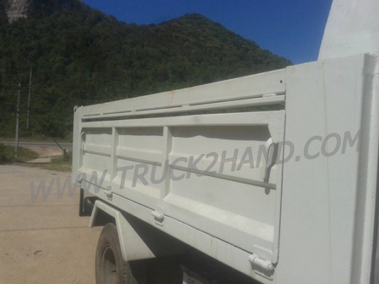 รถบรรทุก 6 ล้อดัมพ์ HINO   รุ่น FB112    ปีจดทะเบียน 2547