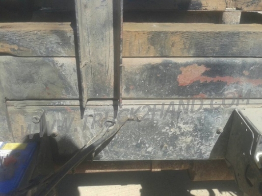 รถบรรทุก 6 ล้อดัมพ์ HINO   รุ่น FB112    ปีจดทะเบียน 2547