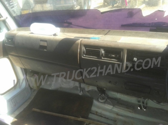 รถบรรทุก 6 ล้อดัมพ์ HINO   รุ่น FB112    ปีจดทะเบียน 2547