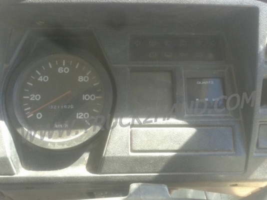 รถบรรทุก 6 ล้อดัมพ์ HINO   รุ่น FB112    ปีจดทะเบียน 2547