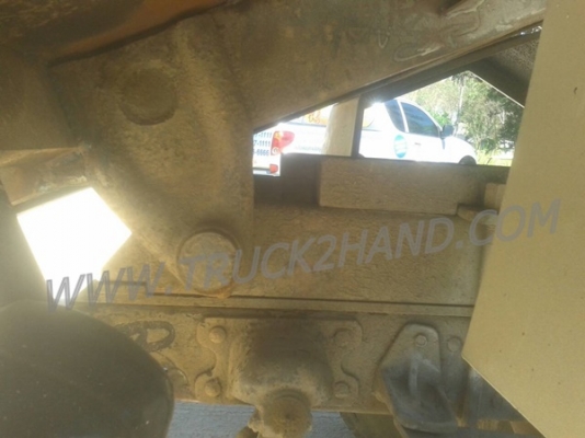 รถบรรทุก 6 ล้อดัมพ์ HINO   รุ่น FB112    ปีจดทะเบียน 2547