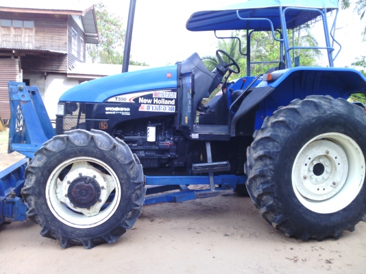 ขายตามสภาพ TS90 เกียข้างกรองใหญ่ เครื่องดี เกียดี ปั้มไฮดรอลิคดีมาก ยางดี 4 เส้น ราคาต่อรองได้ครับ ขายตามสภาพ TS90 เกียข้างกรองใหญ่ เครื่องดี เกียดี ปั้มไฮดรอลิคดีมาก ยางดี 4 เส้น ราคาต่อรองได้ครับ