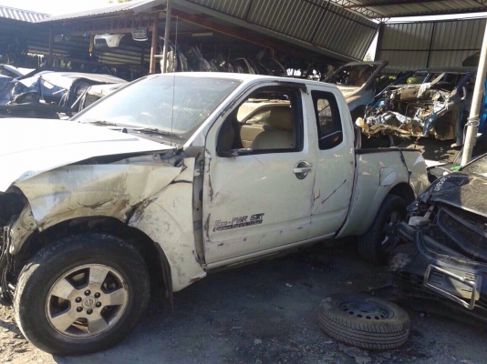 นิสสันนาวาล่าเเคป เครื่องYD 2500 ปี10 เเยกขายเป็นอะไหลได้ทุกอย่างมีอีกหลายรุ่น นิสสันนาวาล่าเเคป เครื่องYD 2500 ปี10 เเยกขายเป็นอะไหลได้ทุกอย่างมีอีกหลายรุ่น