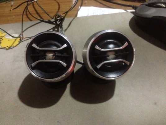 เสียงเเหลม PIONEER ของญี่ปุ่นเเท้รุ่นใหม่เเล้วเสียงใสๆสภาพสวยๆคู่ละ