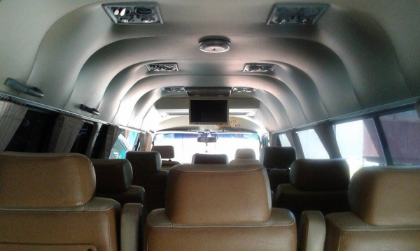 ขายรถตู้