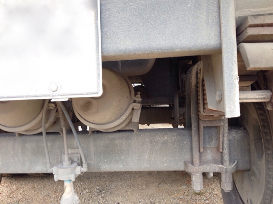 รถอีซูซุ 10 ล้อดั้ม 360 แรงม้า. ปี 57  ( ขายแม่ , ลูก )   สนใจติดต่อ  081 - 6079515