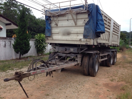 รถอีซูซุ 10 ล้อดั้ม 360 แรงม้า. ปี 57  ( ขายแม่ , ลูก )   สนใจติดต่อ  081 - 6079515