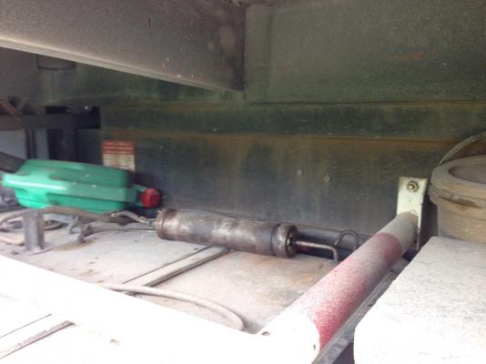 รถอีซูซุ 10 ล้อดั้ม 360 แรงม้า. ปี 57  ( ขายแม่ , ลูก )   สนใจติดต่อ  081 - 6079515