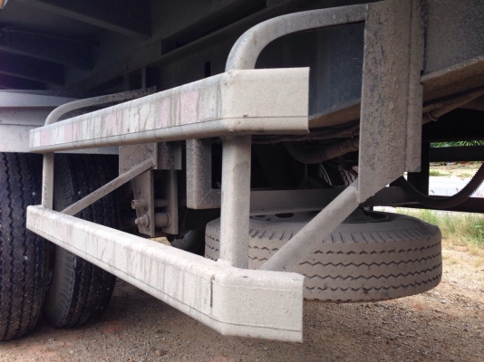 รถอีซูซุ 10 ล้อดั้ม 360 แรงม้า. ปี 57  ( ขายแม่ , ลูก )   สนใจติดต่อ  081 - 6079515