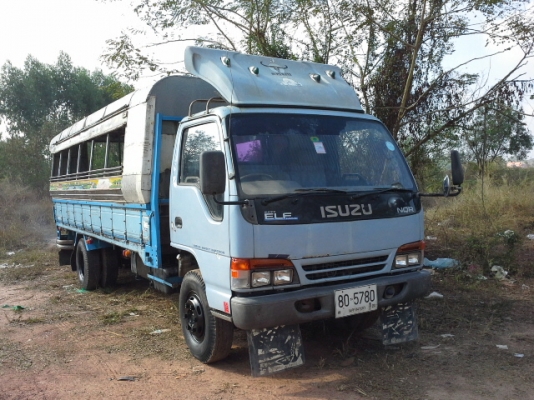 ขายด่วน รถหกล้อ ISUZU NQR  ,5.50เมตร สภาพพร้อมใช้