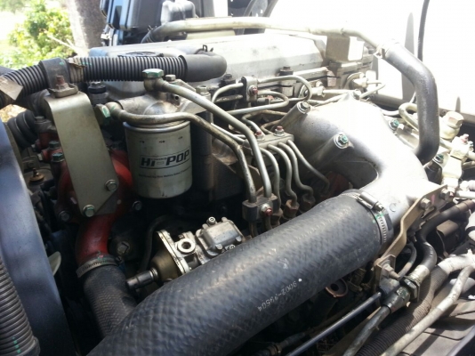 รถฮีโน่ 6 ล้อ ตู้แห้ง 150 แรงม้า. ปี 50  ( รถวิ่ง 1xx,xxx กม. )   สนใจติดต่อ  081 - 6079515