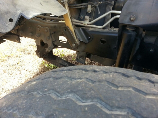 รถฮีโน่ 6 ล้อ ตู้แห้ง 150 แรงม้า. ปี 50  ( รถวิ่ง 1xx,xxx กม. )   สนใจติดต่อ  081 - 6079515