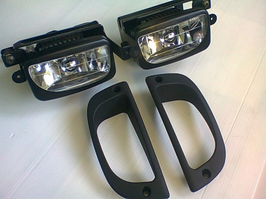 ไฟตัดหมอกตาเพชรมือสองเก่าญีปุ่น ไฟตัดหมอกตาเพชรมือสองเก่าญีปุ่น